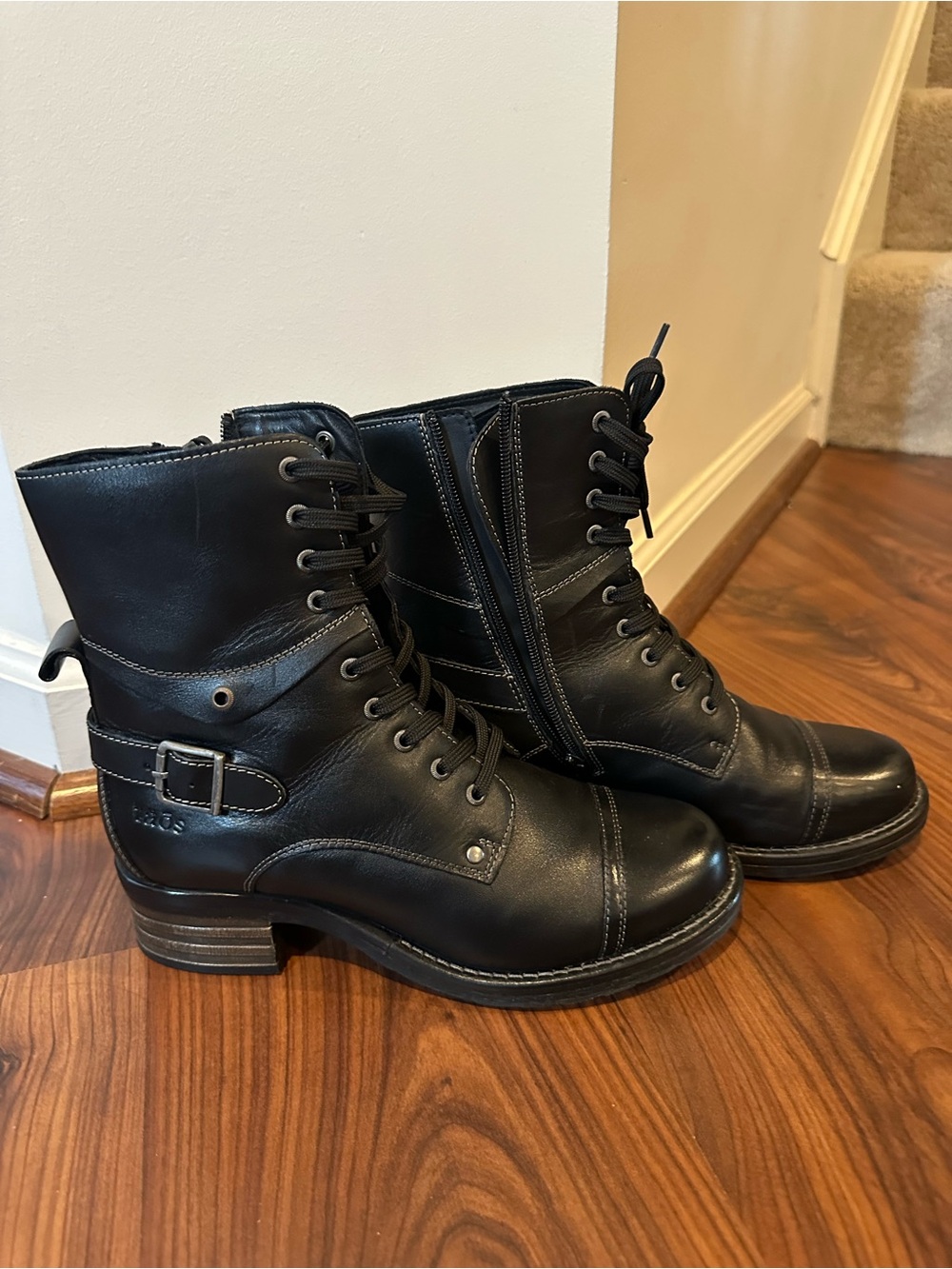 Taos Crave Combat Boots Leather Side Zip Wide - SZ 9 [Black]